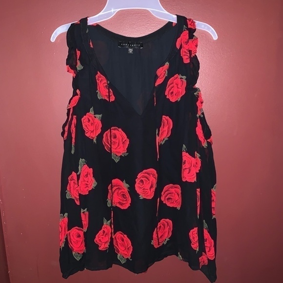 Sanctuary Rose Cold Shoulder Top | XS - Picture 2 of 5